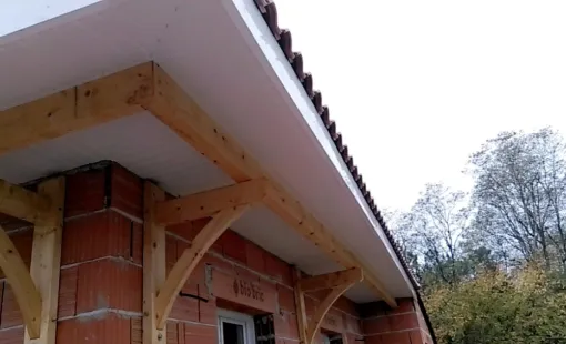 Avant toit en PVC blanc , Bergerac, T-M Rénov