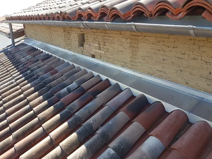 Remplacement de solin en zinc, alu et mortier : expertise et savoir-faire à Bergerac, Bergerac, T-M Rénov