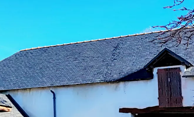 Rénovation d'une toiture en ardoise pour une maison mitoyenne à Bergerac, Bergerac, T-M Rénov